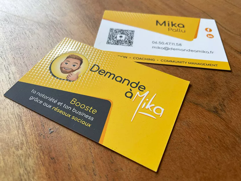 Carte de visite avec vernis 3D